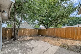 817 Eleanor St, Houston, TX 77009 - Photo 40