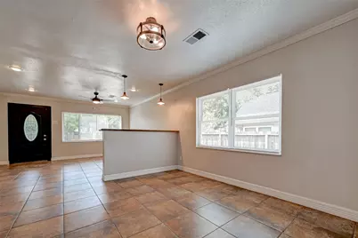 817 Eleanor Street, Houston, TX 77009 - Photo 14