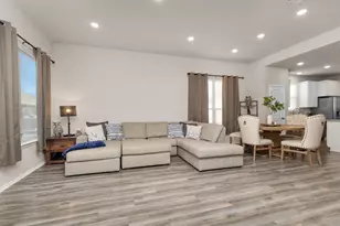 710 Crystal River Rd, Conroe, TX 77316 - Photo 6