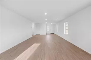 19428 Villa Mesa Dr, New Caney, TX 77357 - Photo 6