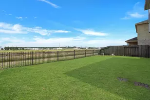 9106 St Laurent Ln, Houston, TX 77044 - Photo 18