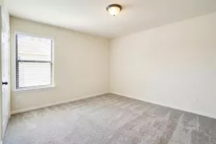9106 St Laurent Ln, Houston, TX 77044 - Photo 20