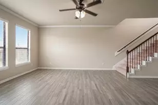9106 St Laurent Ln, Houston, TX 77044 - Photo 22