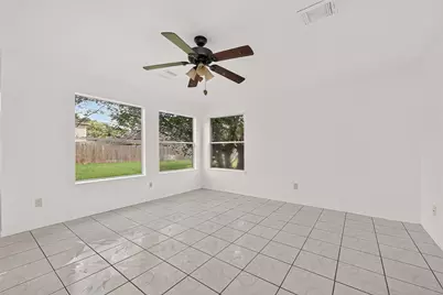 8202 Worthington Dr, Houston, TX 77083 - Photo 12