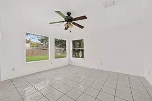 8202 Worthington Dr, Houston, TX 77083 - Photo 12