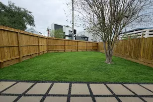 705 1/2 W Stanford, Houston, TX 77019 - Photo 2