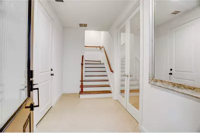 3225 Maxroy Street, Houston, TX 77008 - Photo 4