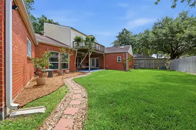 1022 Trapper Hill Drive, Houston, TX 77077 - Photo 28