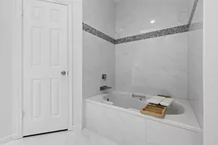 1022 Trapper Hill Dr, Houston, TX 77077 - Photo 16