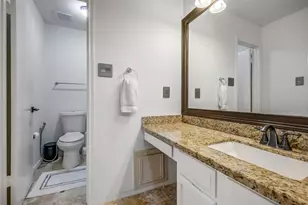 1112 Bering Dr, Houston, TX 77057 - Photo 14
