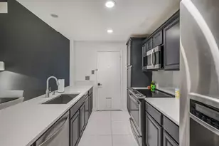 1112 Bering Dr, Houston, TX 77057 - Photo 8