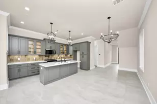 6320 Milwee St, Houston, TX 77092 - Photo 10