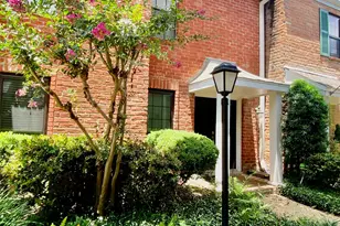752 Augusta Dr, Houston, TX 77057 - Photo 2