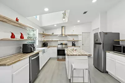 5442 Woodland Drive, Orange, TX 77632 - Photo 18