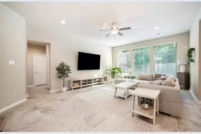 6802 Aspen Peak Drive, Baytown, TX 77521 - Photo 8