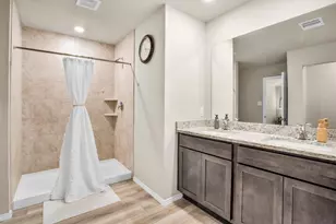 312 Pecos Dr, Huntsville, TX 77340 - Photo 24