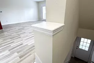 513 W Main St, Houston, TX 77006 - Photo 2