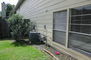 10834 Sugar Hill Dr, Houston, TX 77042 - Photo 16