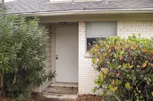 10834 Sugar Hill Dr, Houston, TX 77042 - Photo 10