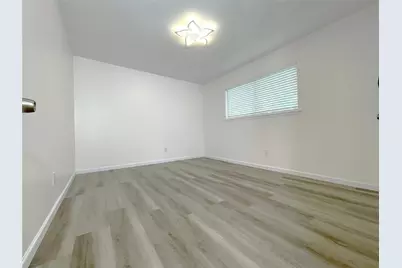 5323 Imogene Street, Houston, TX 77096 - Photo 16