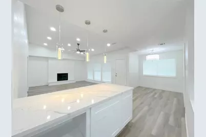 5323 Imogene Street, Houston, TX 77096 - Photo 8