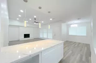 5323 Imogene St, Houston, TX 77096 - Photo 8