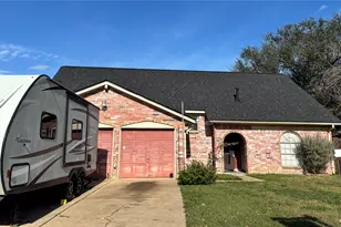 3911 Thistlewood Dr, Pasadena, TX 77504 - Photo 2