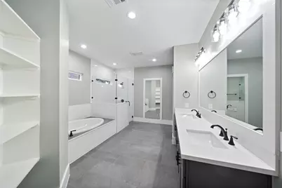 8025 Cedel Drive, Houston, TX 77055 - Photo 18