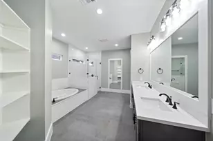 8025 Cedel Dr, Houston, TX 77055 - Photo 18