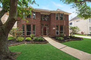 202 Mariner Cove Ct, League City, TX 77573 - Photo 2