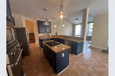 26 Merit Woods Place, The Woodlands, TX 77382 - Photo 8