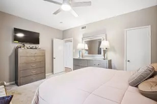 2100 Tanglewilde St, Houston, TX 77063 - Photo 22