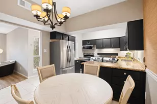 2100 Tanglewilde St, Houston, TX 77063 - Photo 4