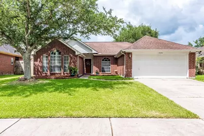 16206 Ruffian Drive, Friendswood, TX 77546 - Photo 4