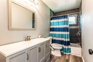 16206 Ruffian Dr, Friendswood, TX 77546 - Photo 14