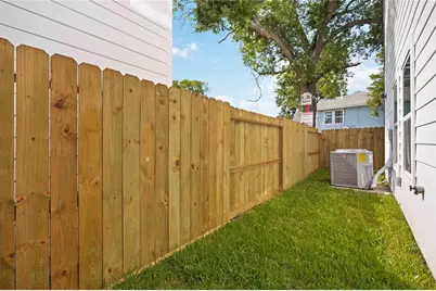 2118 Dan Street, Houston, TX 77020 - Photo 10