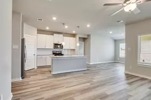 10407 Hermann Trace, Texas City, TX 77591 - Photo 6