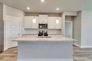 10407 Hermann Trace, Texas City, TX 77591 - Photo 8