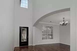 131 S Spinning Wheel Cir, The Woodlands, TX 77382 - Photo 4