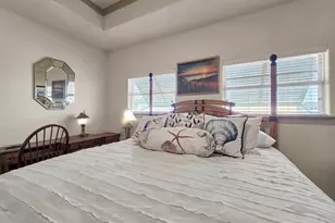 1101 Fountain View Dr, Crystal Beach, TX 77650 - Photo 38