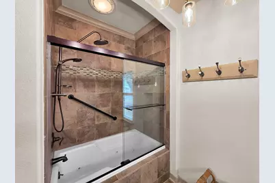 1101 Fountain View Drive, Crystal Beach, TX 77650 - Photo 40