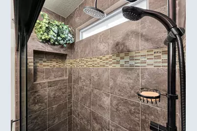 1101 Fountain View Drive, Crystal Beach, TX 77650 - Photo 34