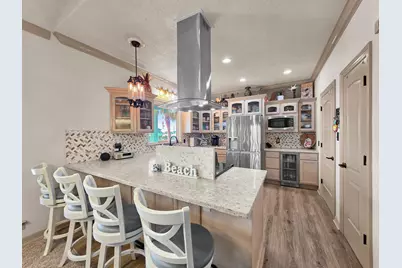 1101 Fountain View Drive, Crystal Beach, TX 77650 - Photo 24