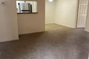 8100 Creekbend Dr, Houston, TX 77071 - Photo 2