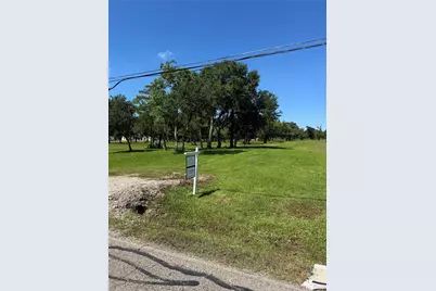 2607 Whispering Pine Drive, Alvin, TX 77511 - Photo 10