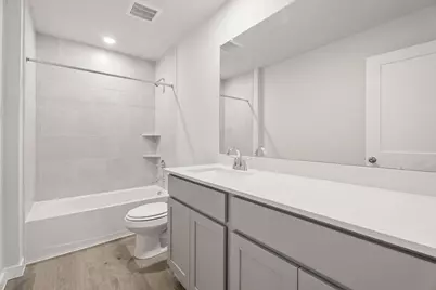 755 Woodhaven Lakes Drive, La Marque, TX 77568 - Photo 24