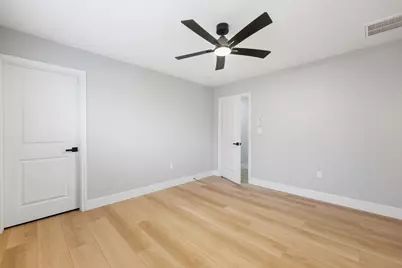 1328 Green Briar Drive, Huntsville, TX 77340 - Photo 26