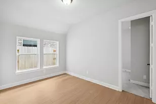 12323 Palmetto Dr, Mont Belvieu, TX 77523 - Photo 32