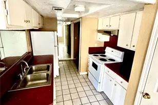 5668 Birchmont Dr, Houston, TX 77091 - Photo 6