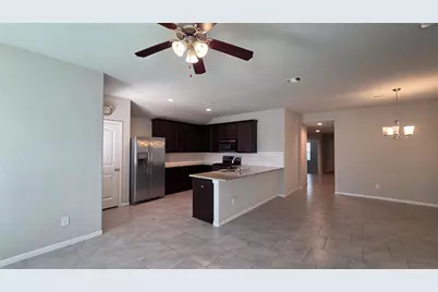 8023 Ecru Lane, Rosharon, TX 77583 - Photo 4